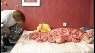 Ngọt ngào làm một lỗ trong tình dục của một đồng phim xet 14 tuoi tính