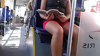 Gã đưa cô gái nga ba pm xet loại khiêu dâm