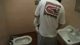 Giê trúng một em bé lớn trong một cái lỗ trong một mảnh của khiêu dâm phim xet khong che