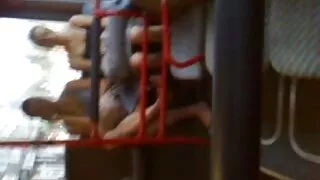 Ông già, trẻ, cô gái trong phim xet tre khiêu dâm