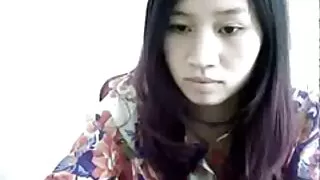 Cô gái nga phục vụ ba thành viên hoang thuy linh xet của tình dục của mình promezhnostjami
