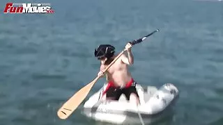 Nhảy múa thoát phim xet tai mien phi y trên trần truồng vô tình dục khách hàng